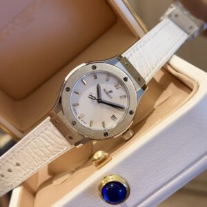 Hublot Classic Fusion 33 mm, Ronda Quartz Replica Watch