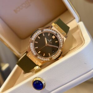 Hublot Classic Fusion 33mm Ladies Replica Watch